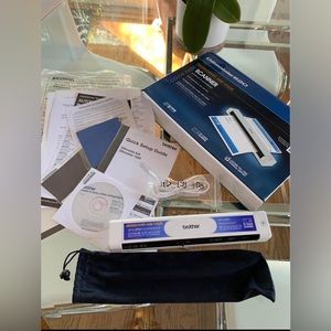 Brother Mobile Color Page Scanner, DS-620, Fast Scanning Speeds, Compact